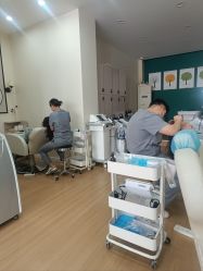 -菩叶脱发白发中心