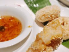 炸虾饼配泰国梅子酱-帕蓝·暹罗料理(大学路店)