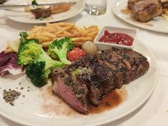 -WOLFGANG PUCK KITCHEN & BAR(迪士尼小镇店)