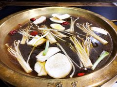 -沸炉重庆老火锅(军事博物馆店)
