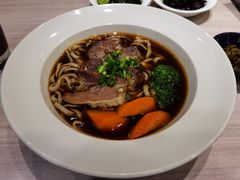 -康师傅私房牛肉面(马泉营奥莱店)