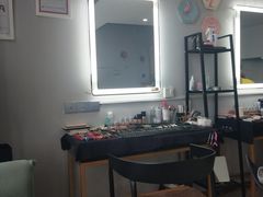 -ME觅妆·定制美妆·彩妆私教(菱角湖店)