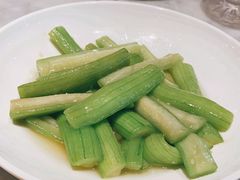 丝瓜-渝信川菜 · 川味家常菜(财富购物中心店)