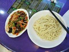 新疆拌面-兰州拉面(古镇冈南住宅楼店)