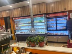 -哈尔滨小酒馆·鲜肉现穿自助烧烤(康新花园店)