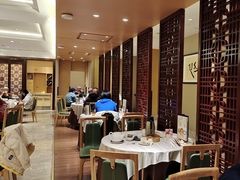 -广州中心皇冠假日酒店·百粤楼