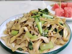 -何适山庄 ·可团建(水长城P2停车场店)