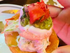 鲜虾牛油果塔塔-Famous肥猫墨西哥音乐餐吧(五棵松华熙LIVE店)