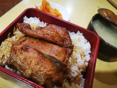 香焖排骨饭-和风拉面