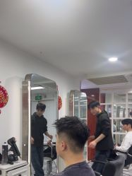 -米娜护肤造型