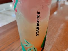 -星巴克(杭州西湖银泰1F店)