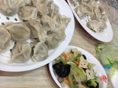 -赵奶奶水饺锅贴小酒馆(丁字沽店)