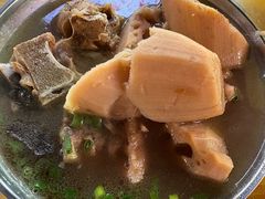 -燕子煨汤(山海关路店)