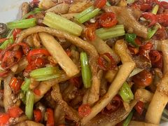 酸萝卜牛肚丝-笨罗卜浏阳菜馆(龙华鹏润达店)