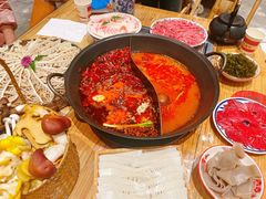 -袁山山重庆火锅(丈八北路店)