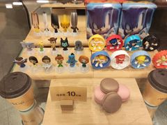 -麦当劳(展览路店)