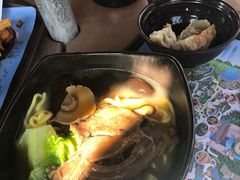 -横琴湾畔餐厅(长隆海洋王国白鲸剧场店)