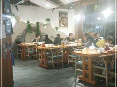 大堂-城边边烧烤-魏晋烤肉旗舰店