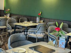 -芳草地西式融合餐厅(回龙窝店)