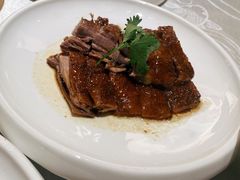 卤味狮头鹅肉-十二粤味·顺德菜·烧鹅点心(五四广场店)