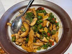-渝是乎酸菜鱼·川渝小炒(新世界百货望京店)
