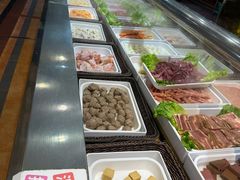 -尚品海鲜肥牛自助火锅(湖明店)