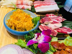 -明洞阿姨·韩式酱蟹烤肉·创意料理(三元桥店)