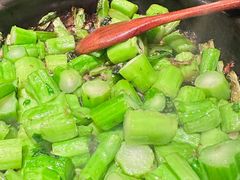 甜菜啫菜心粒-啫两手·啫啫煲·小饭堂(龙城万科里店)