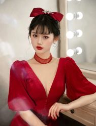 -臻囍婚纱礼服·新娘跟妆造型(二七万达店)