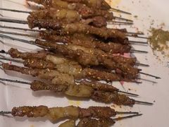 -三个大叔烤羊肉串·歌手驻唱·碳烤鲜肉(西三旗店)