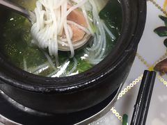 -李记特色罐罐米线(重庆中环大厦店)