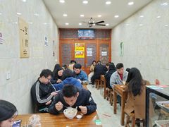 -刘信牛羊肉泡馍小炒(回民街店)