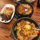这家韩料店经常去打卡的 经常有很多学生下课就来吃饭