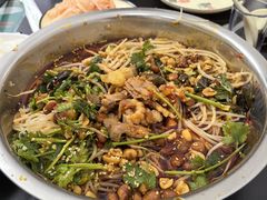-周良天山牛杂城(天山路总店)