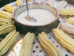 -三石手撕老母鸡锅中锅(香君路店)