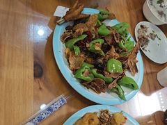 -美顺香食府鱼头老店(雪野湖店)