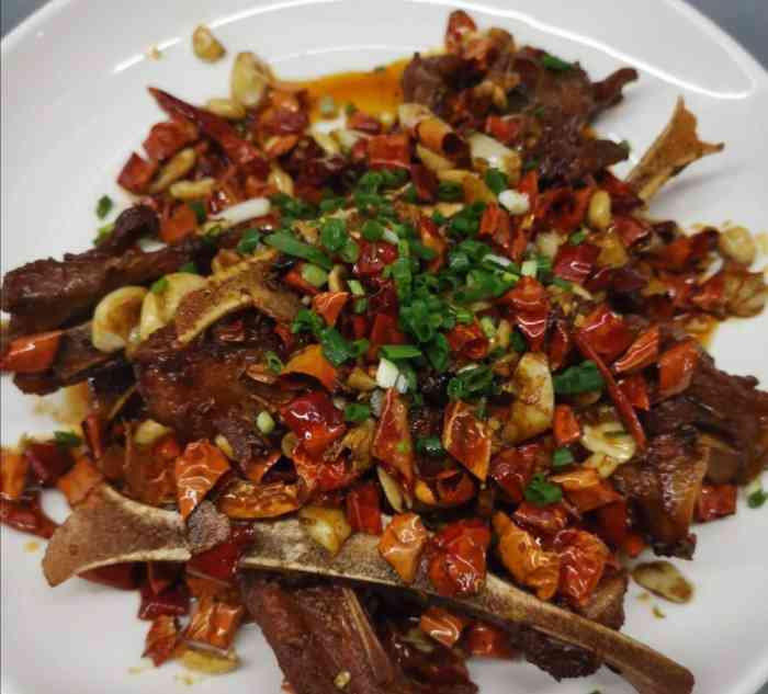 彭厨(石牌岭店)-"石牌岭这家是刚开的,湘菜馆,目前活动做到.