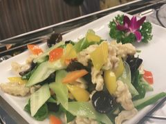 -三泉海中鲜海鲜加工零售广场(幸福时代店)