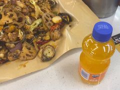 -老东镇啤酒屋海鲜加工·蒸汽海鲜·海鲜烧烤(台东店)