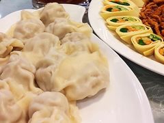 角瓜鸡蛋虾仁水饺-黄家饺子东北特色菜馆(湖滨商业街店)