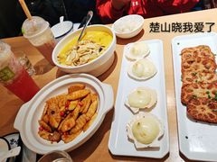 -楚山晓·湖北菜(武汉光谷K11店)