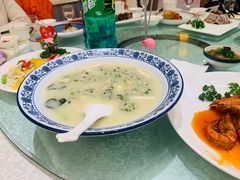 -南京双门楼宾馆(盐仓桥地铁站阅江楼店)