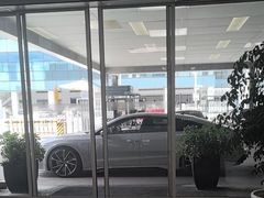 -深圳锦龙奥迪4S店(前海店)