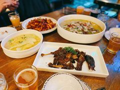 -爱啤精酿·民谣酒馆(滨江店)