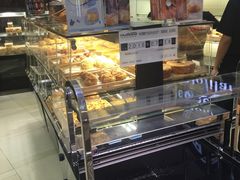 面包甜点陈列柜-好利来(红牌楼店)