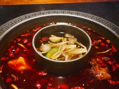 -晓宇重庆火锅(龙首店)