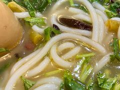 -螺小胖柳州螺蛳粉(钟楼总店)