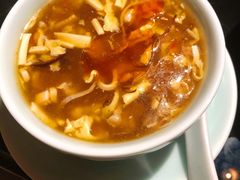 海鲜酸辣汤-夜上海(新天地店)