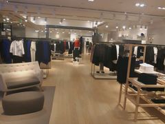 -COS(月星环球港店)