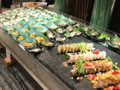 三文鱼柳配鲜柠汁-北京希尔顿逸林酒店-逸轩西餐厅-自助餐厅